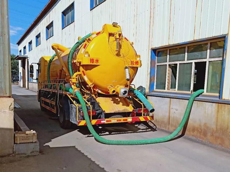 鲁迅园厂区化粪池清理